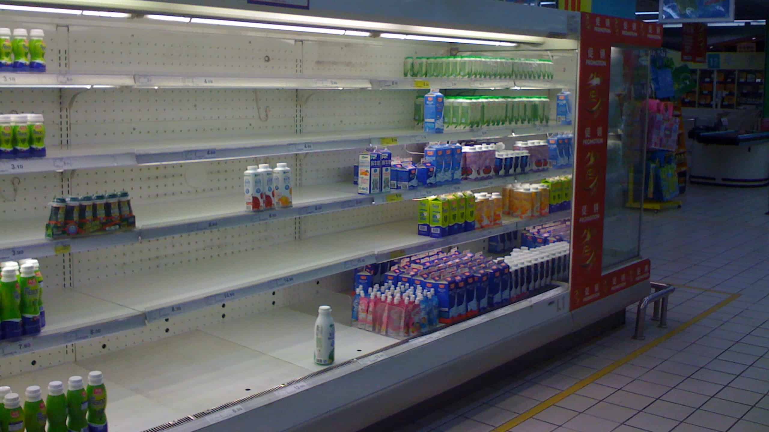 2008 Chinese milk scandal - empty milk shelves